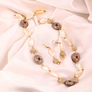 Mekkna Timeless Elegance: Pearl and Gemstone Necklace set 