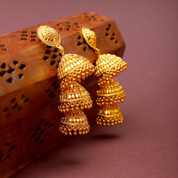 Gold Plated Earrings Set for Women| Buy This Earrings Set Online form Mekkna
