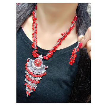 Mekkna Designed Necklace with Earrings for Women | Buy This Jewellery Online from Mekkna