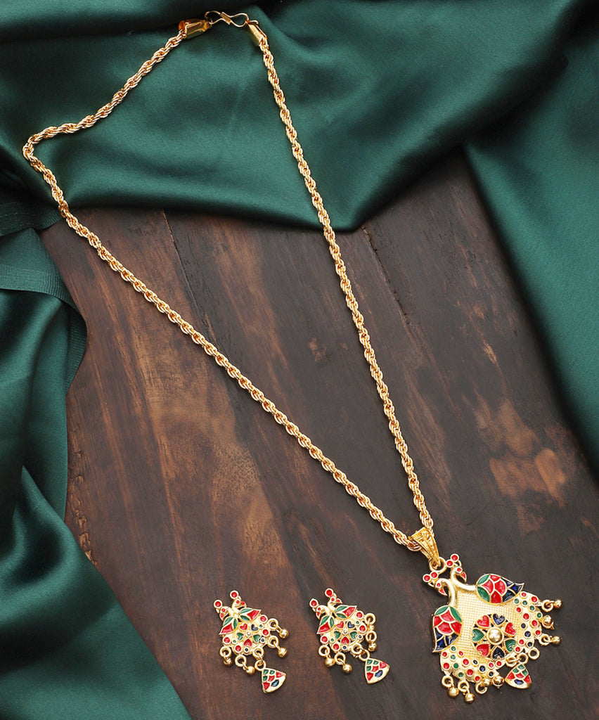 Mekkna Traditional Necklace set with Earrings | Buy This Online from Mekkna