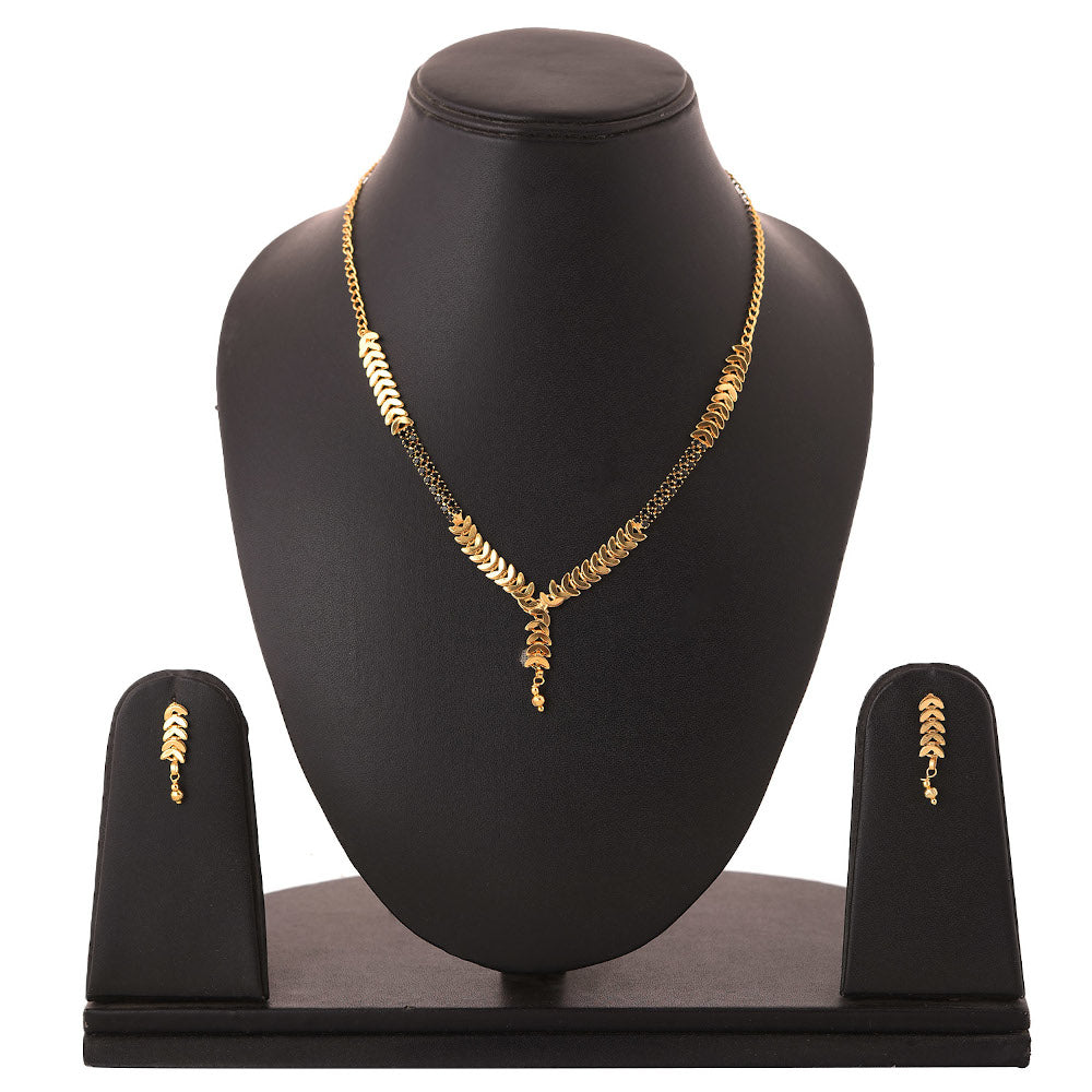 Mangalsutra with Earrings for Women | Buy This Jewellery Online from Mekkna